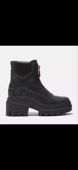 New Women Timberland Boots Size 8(accepting Best Offer