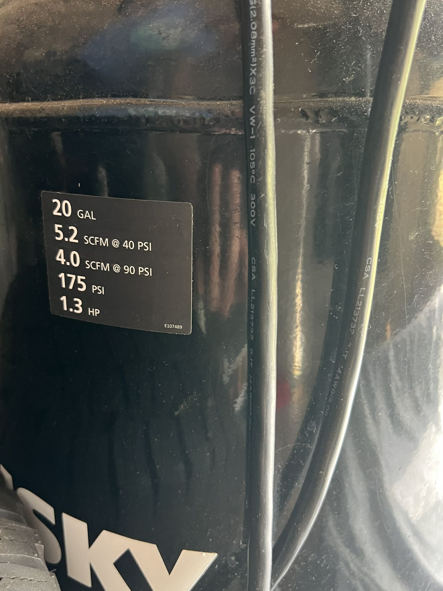 Husky- 20gallon 175psi Air Compressor