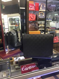 Louis Vuitton Messenger Bag