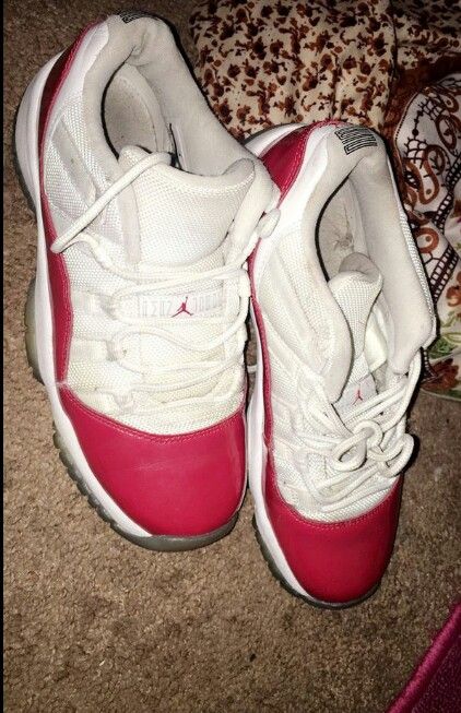 Jordan Cherry Low 11s