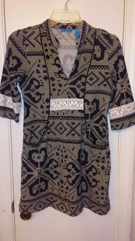 CUTE TUNIC TOP BLUE PLATE Large!!