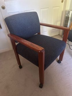 Gaming/Office/Conference Chairs