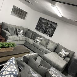 Grey 3pc Sectional Sectional ¡¡NEW IN STOCK!!