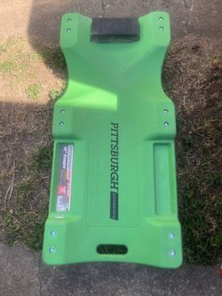 BRAND NEW PITTSBURGH 300 lb. Capacity Low-Profile Creeper, Green ( NEW 