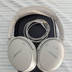 Bose QC45 Noise Cancelling Headphones
