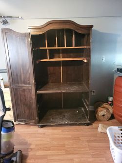 Free Cabinet