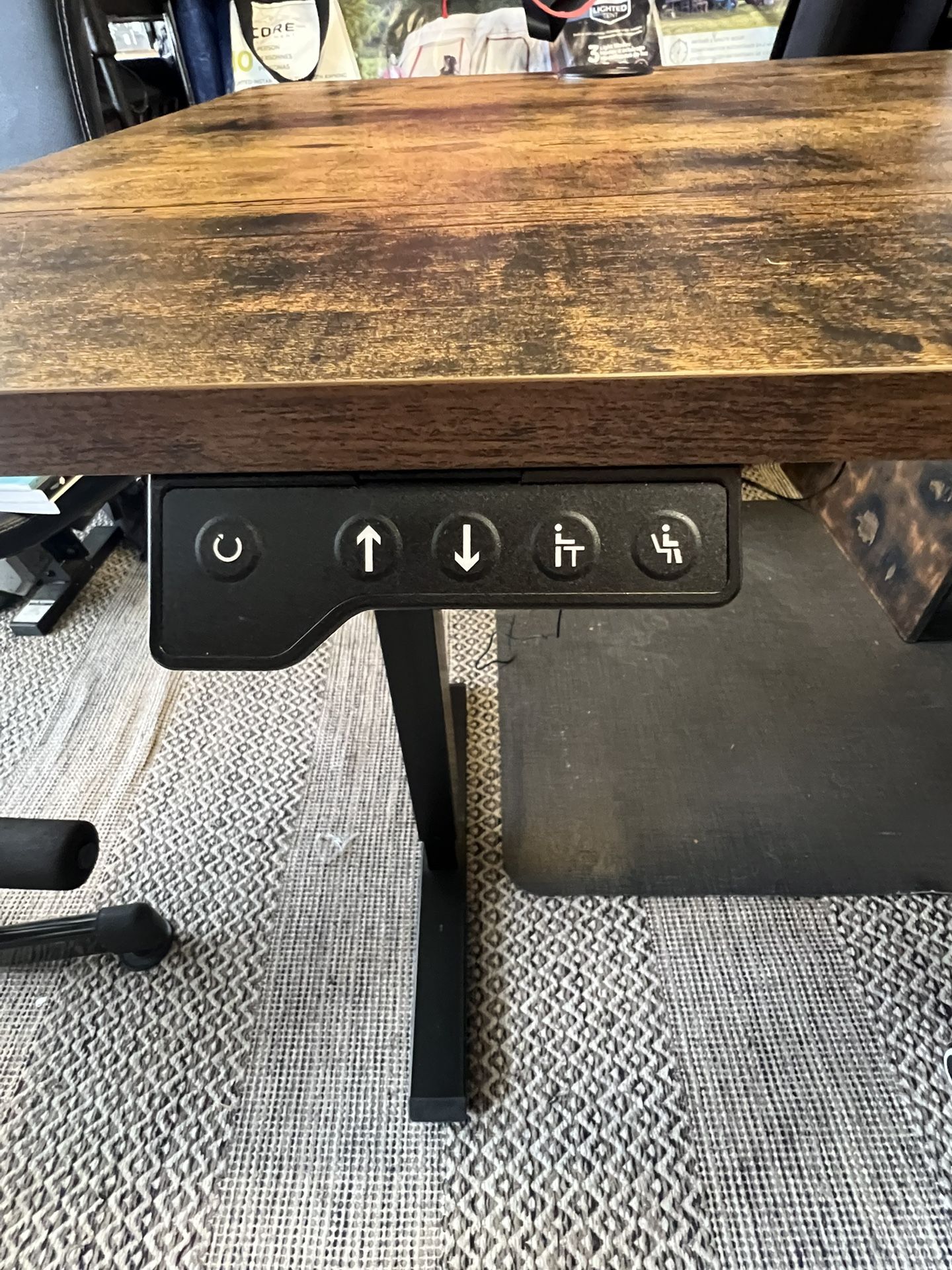 Amazing Office Desk & Chair