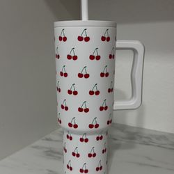 Simple Modern Trek Tumbler Cherry 