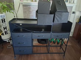 9 cubie dresser with LED lights