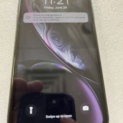 iPhone XR factory unlock to any carrier 64 GB great condition