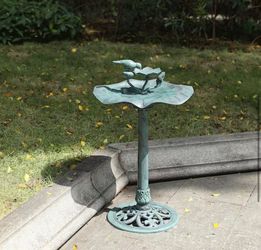 Outdoor Round Pedestal Standing Water Bird Bath with Petal Tray for Bird Food (19.5 in. W x 35 in. H)