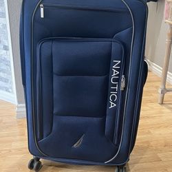 SUITCASE 🧳 MALETA PARA VIAJAR