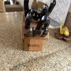 Cutco Knife Set