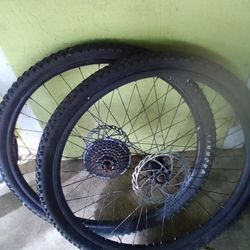 29" MTN bike tires