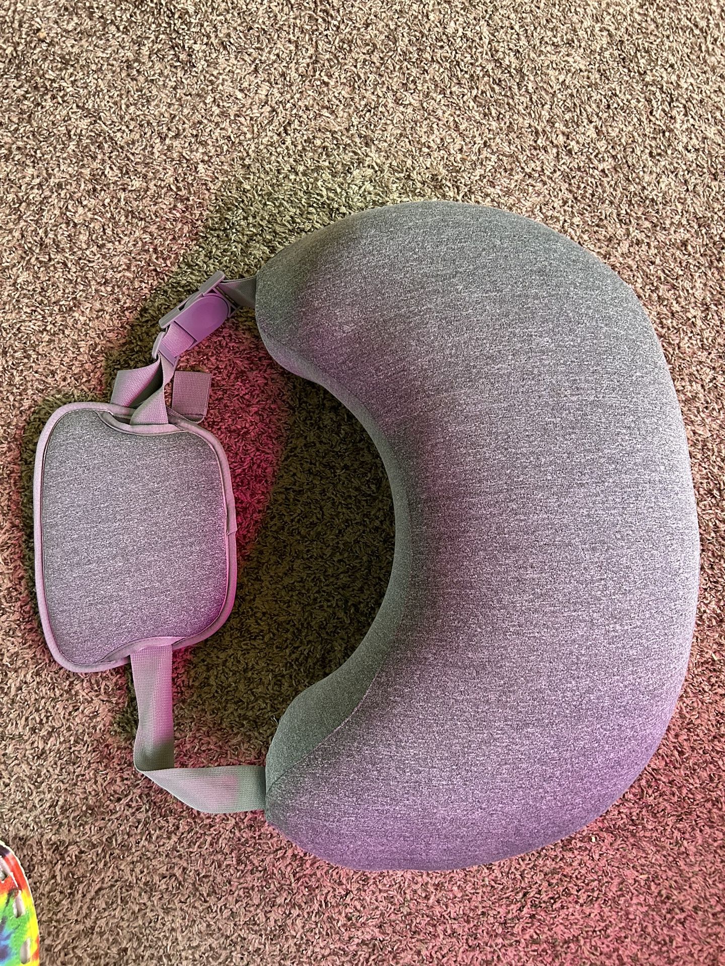 frida nursing pillow