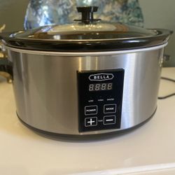 Programable Crockpot 5 Qt Made By Bella 