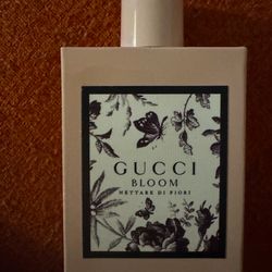 Gucci perfume 3.4
