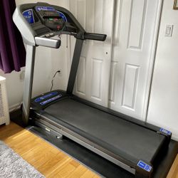 T101 Connect Treadmil
