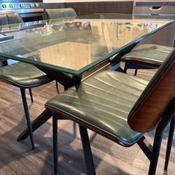 Modern Dining Set / Dining Table / Dining Chairs