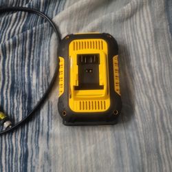 CAR OUTLET INVERTER BATTERY 