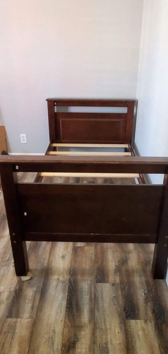 Two Twins/Potential Bunk Bed