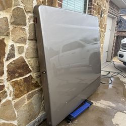 Free - Leer Fiberglass Tonneau cover (Ford)