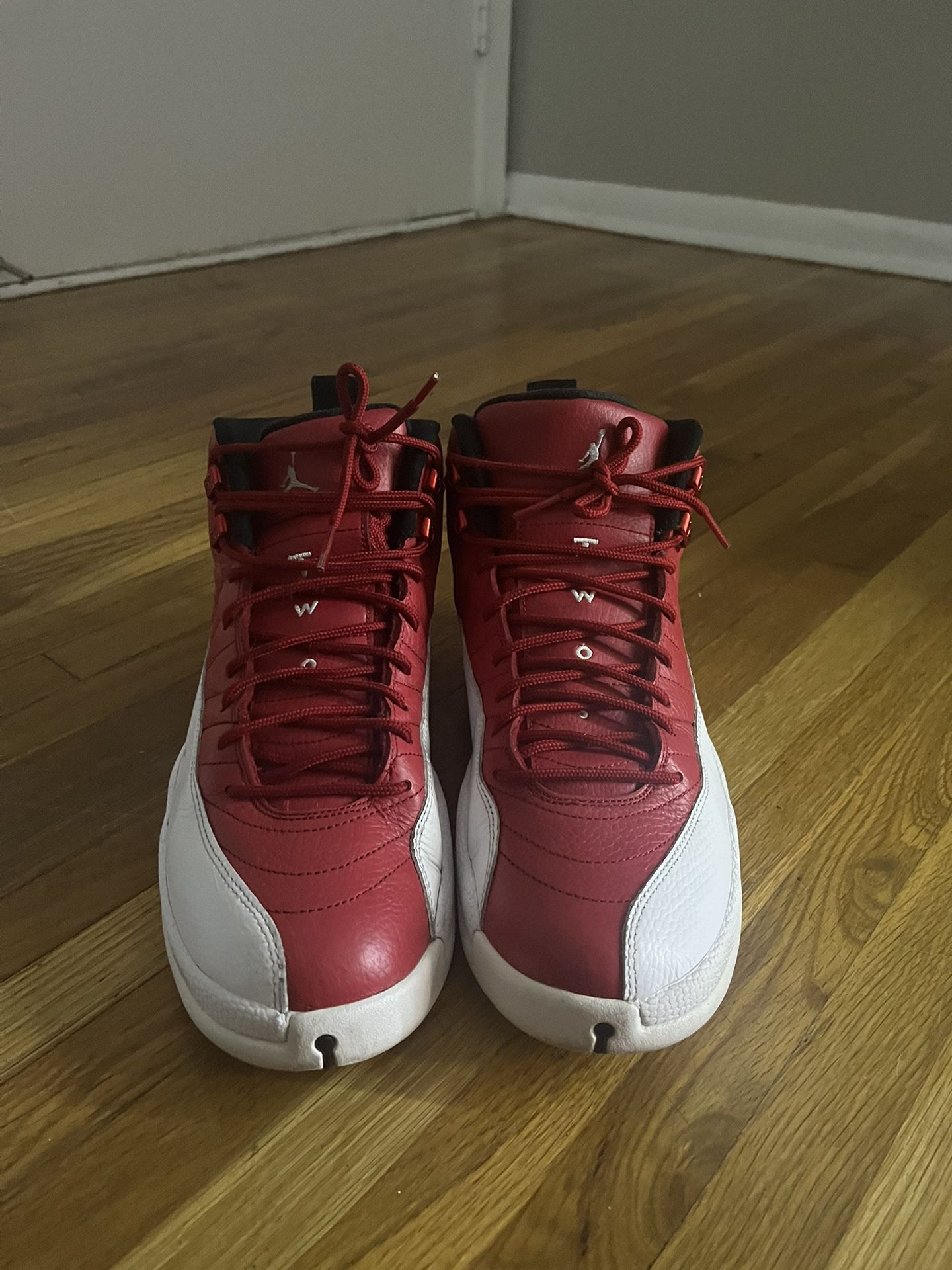 Gym Red 12s