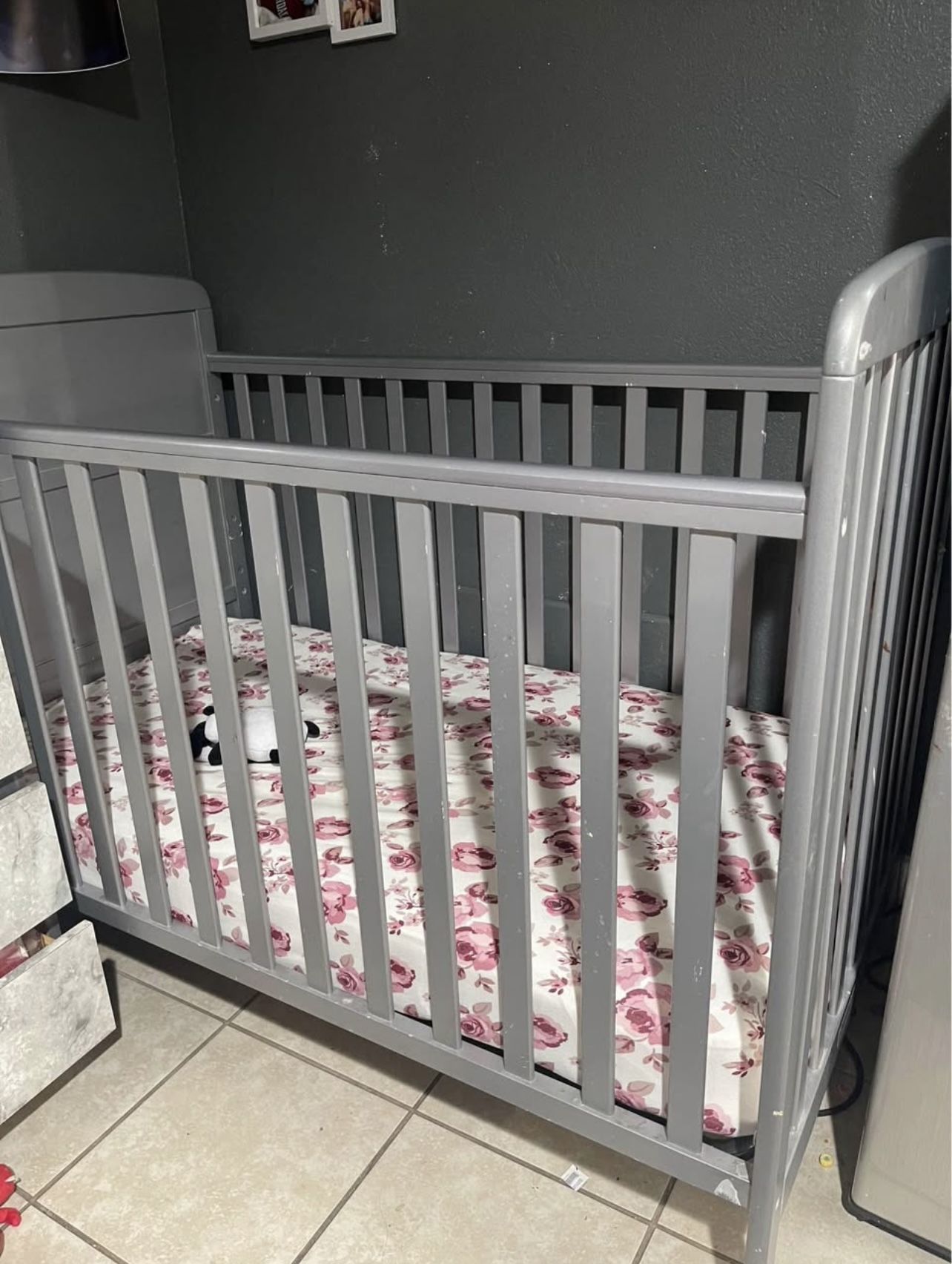 Baby Crib With Changing Table
