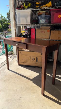 Small desk /table