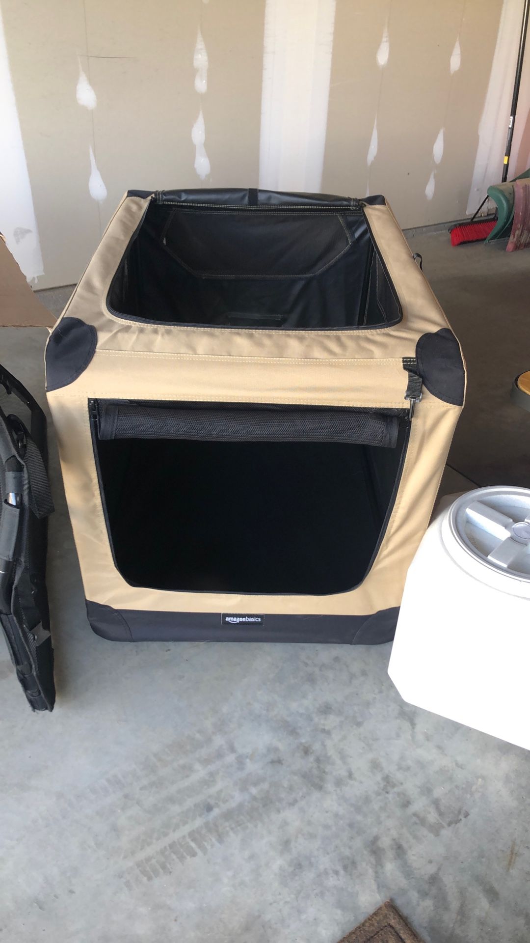 Travel Crate For Large Dog $10
