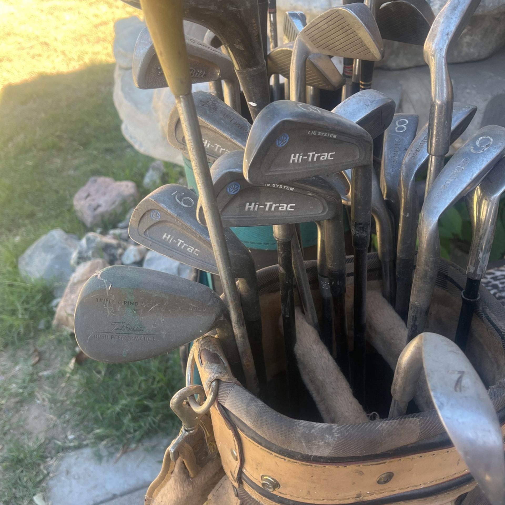 Golf Bag And Clubs for Sale in Riverside, CA OfferUp