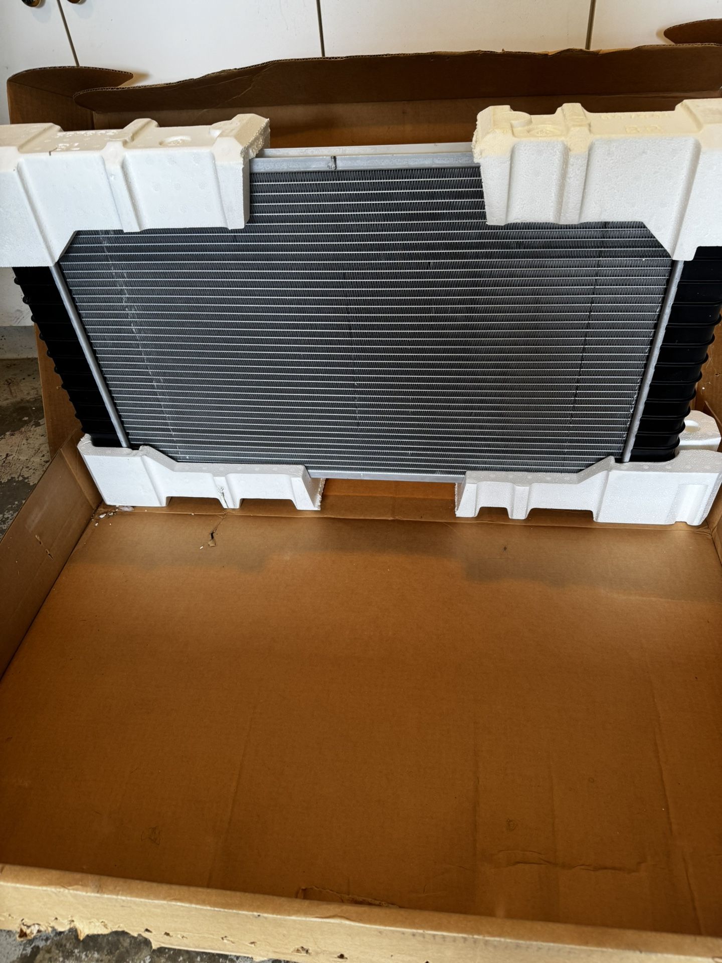 Radiator, Brand New Still In The Box For 1989 Threw 1998 Chevy 5.7 L