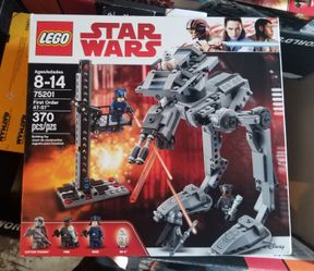 LEGO Star Wars First Order AT ST 75201 for Sale in Lutz FL OfferUp
