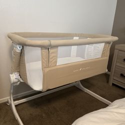 Baby Delight Bassinet