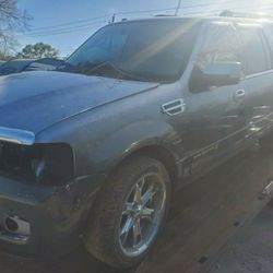 08-13 Lincoln navigator parts partout, good 5.4 motor, 30 day warranty,  22s rims