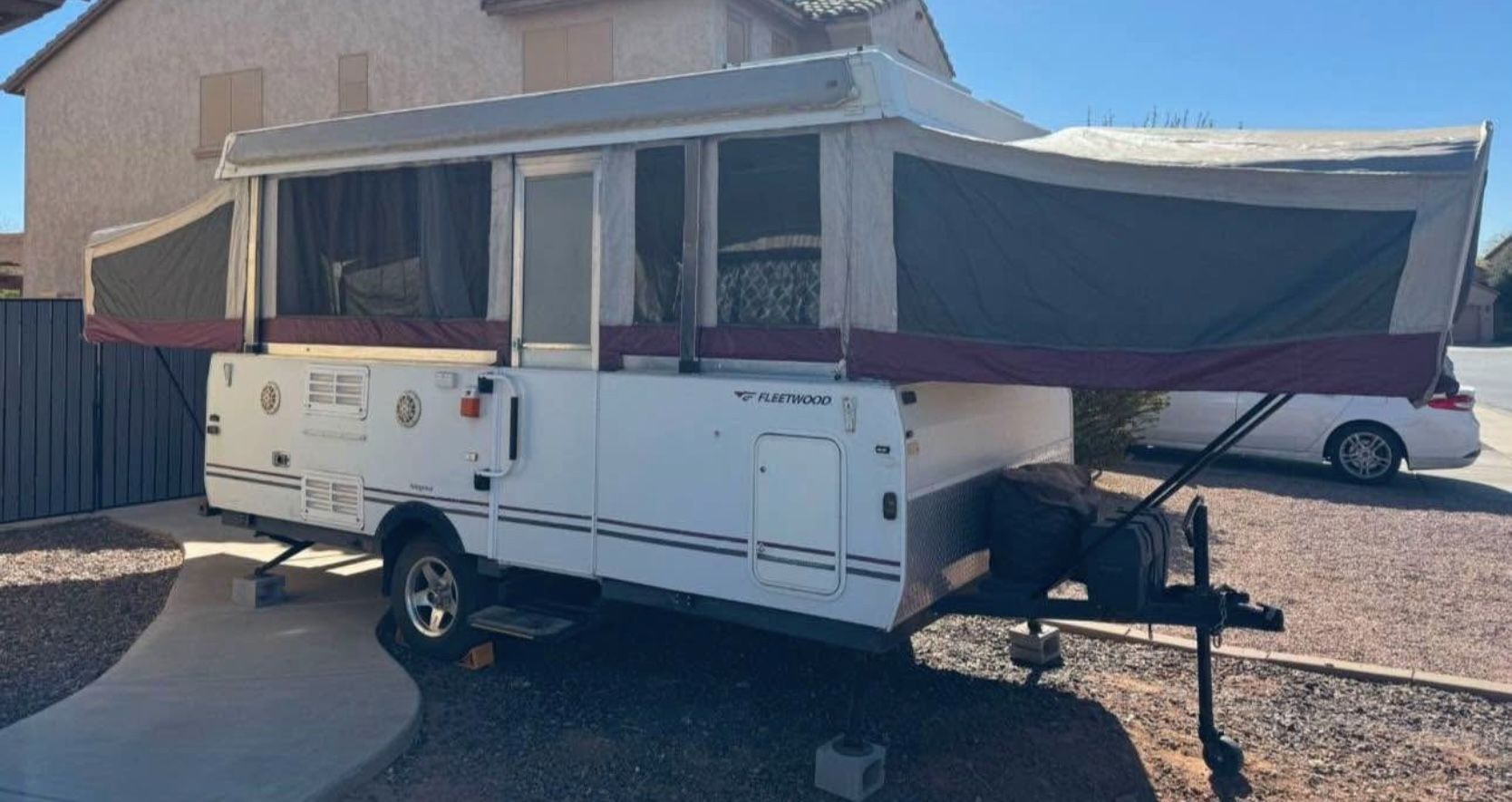 2007 Pop Up Camper
