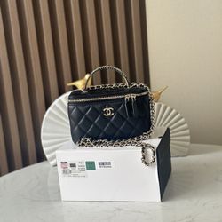 CHANEL 25S BAGS

