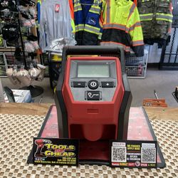 Milwaukee M12 12-Volt Lithium-Ion Cordless Electric Portable Inflator (Tool-Only)