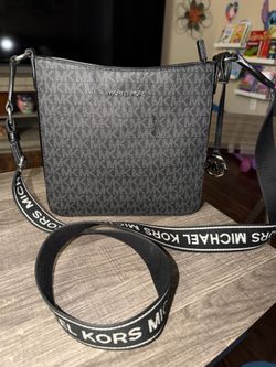 Micheal Kors bag