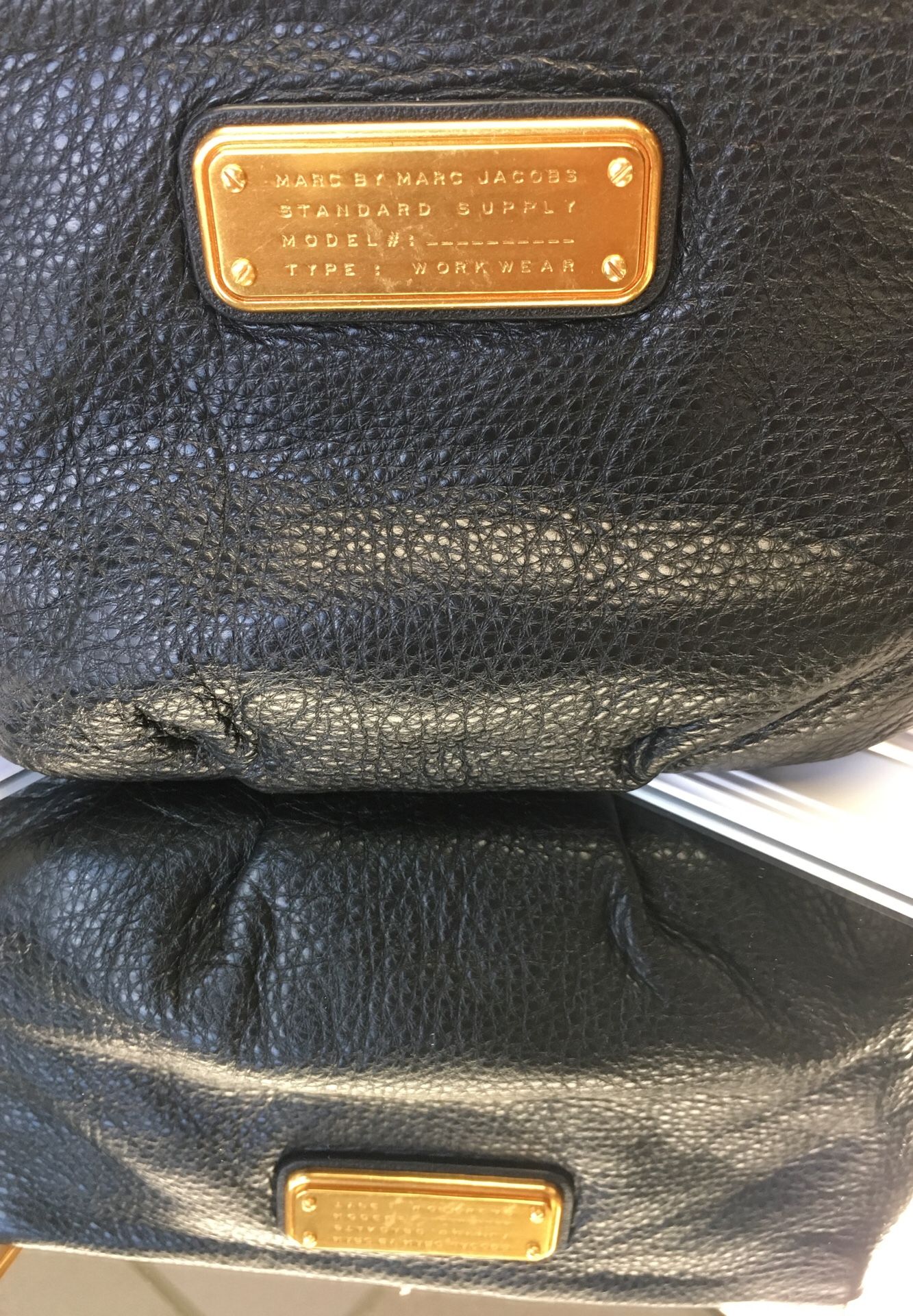 MARC BY MARC JACOBS CROSSBODY BAG BRAND NEW NEVER OPENED AND NEVER USED 100% AUTHENTIC PLEASE SEE MORE DETAILS BELOW VISIT MORE ON MY OFFER