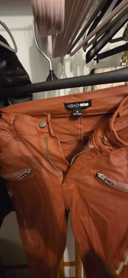 Fashion nova leather pants size small