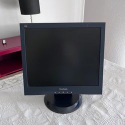 ViewSonic VA705-LED-2 VGA LED Monitor 17”