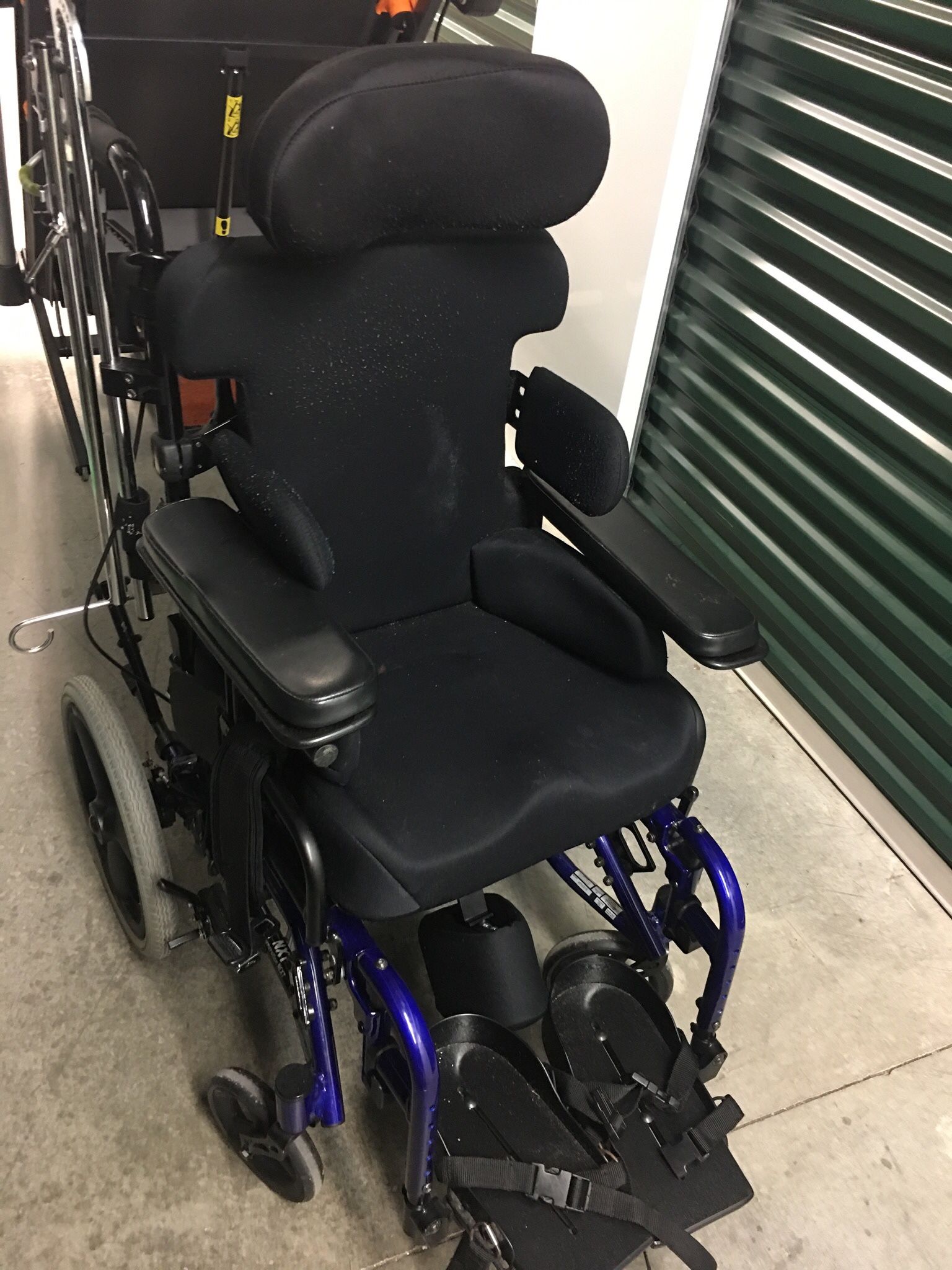 FREEDOM DESIGNS NXT GENERATION Tilting WHEELCHAIR 47784 with IV holder pickup Babylon