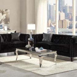 🛋️ Black Sofa & Loveseat Set + Coffee & End Tables – $1000 OBO