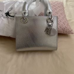 Purse 