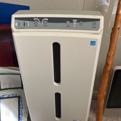 Amway Atmosphere Air Cleaner