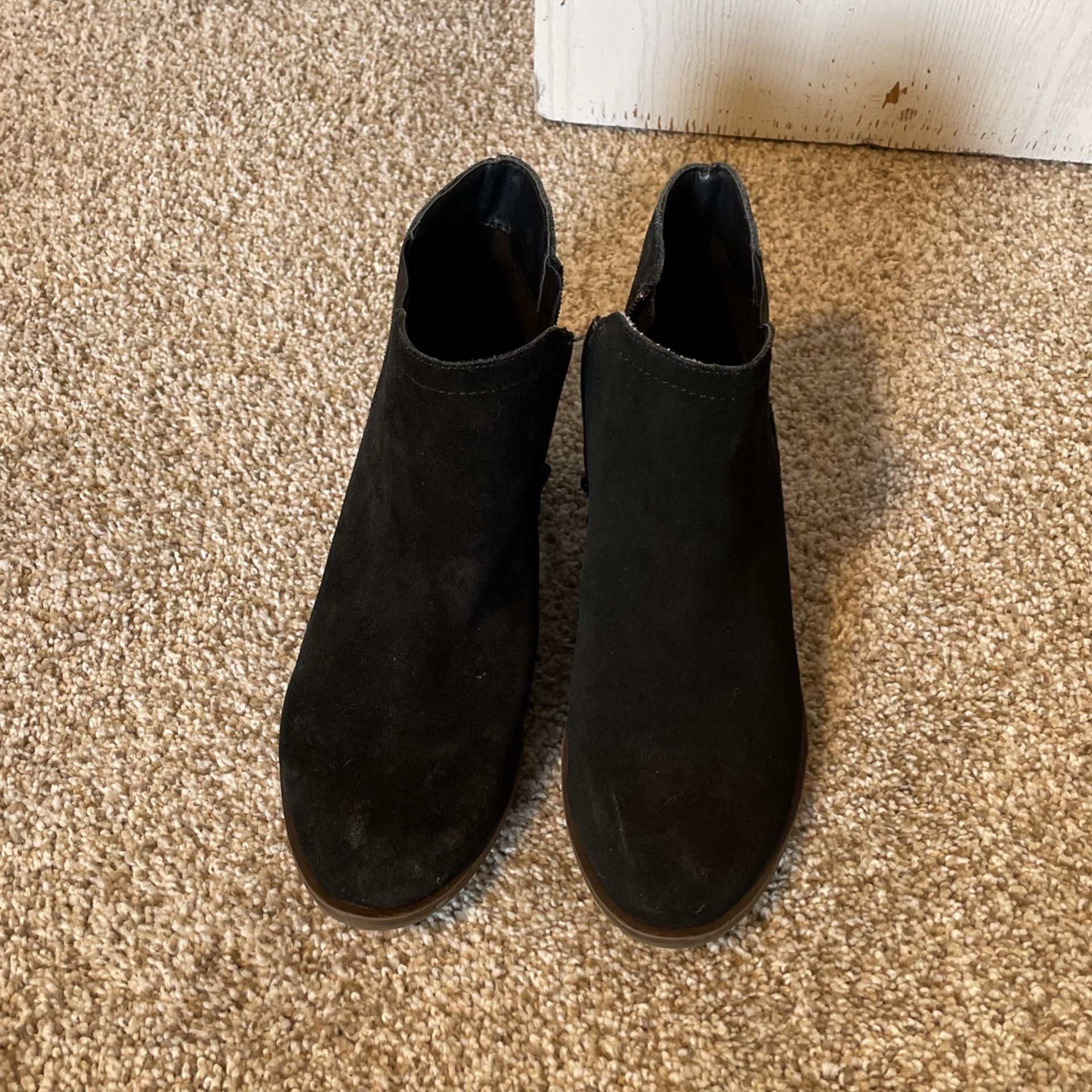 Black Size 8 Bootie Heel