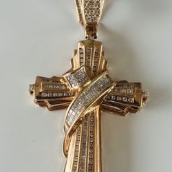 14k Real Gold Diamond Pendant 