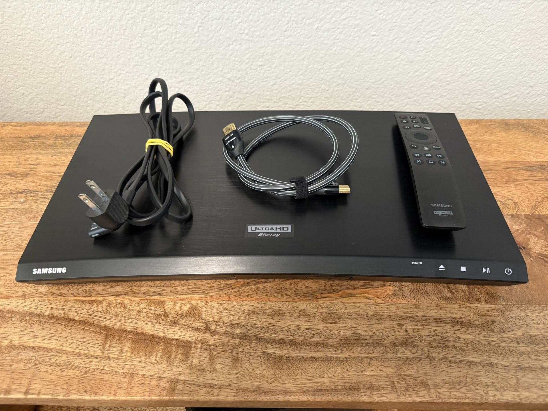 Samsung UBD-M7500 4K UHD Blu-ray Player