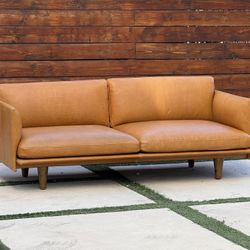 Design Within Reach Outline Leather Sofa 